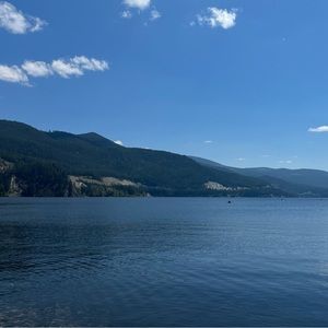 Meet your Posher, Kora